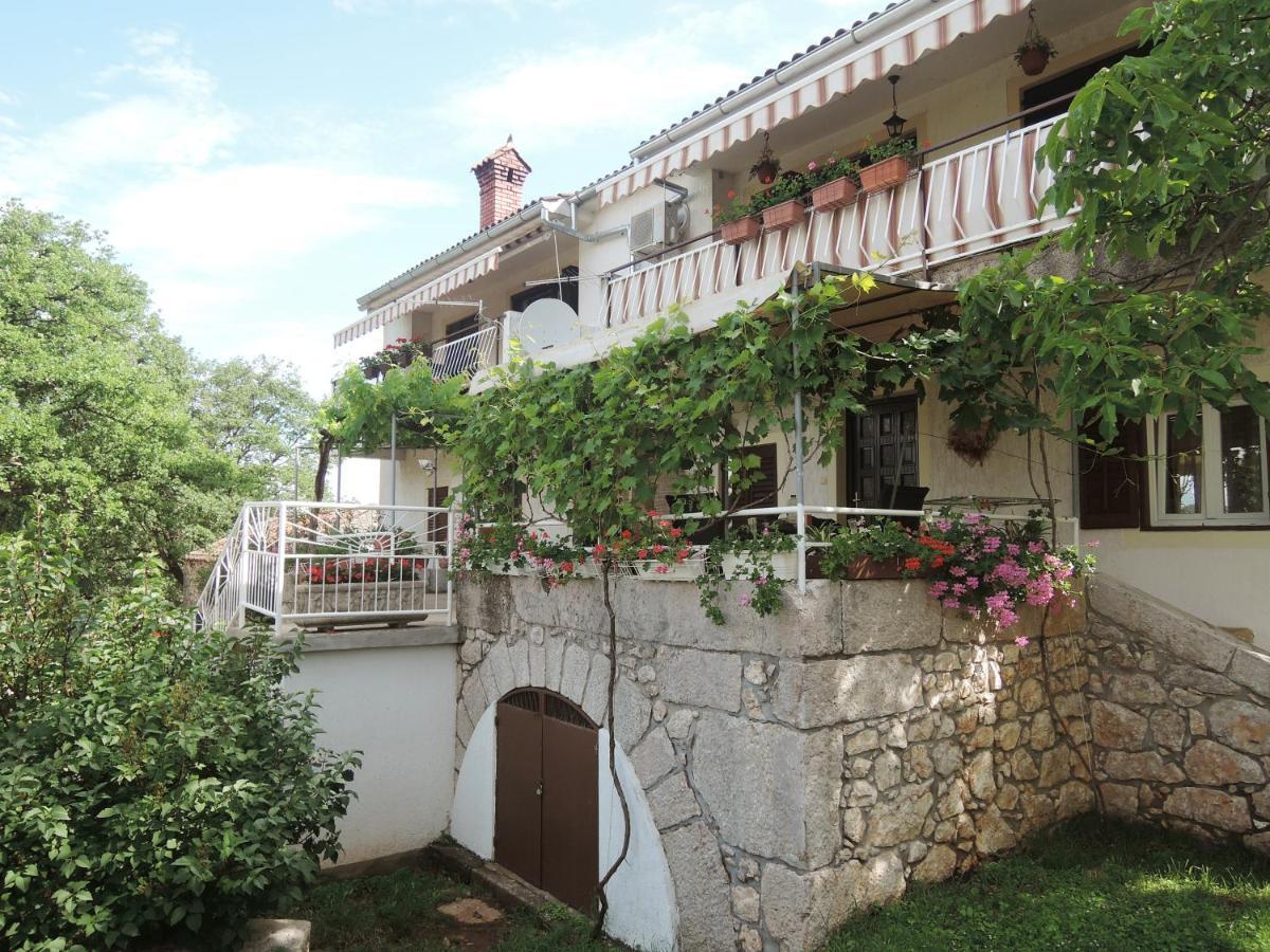Sabina I Grapes Apartment Malinska